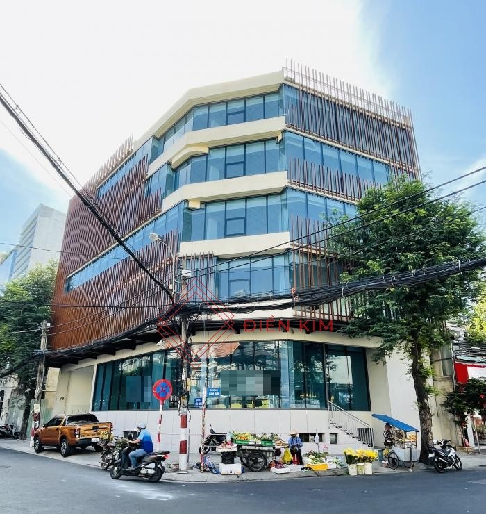 Tòa Nhà Văn Phòng Cao Cấp Cho Thuê Đường Cửu Long Tân Bình
