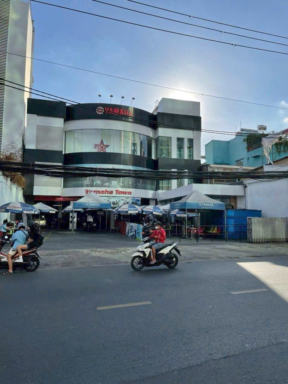 Bán biệt thự mặt tiền đường Cách Mạng Tháng 8 quận 10