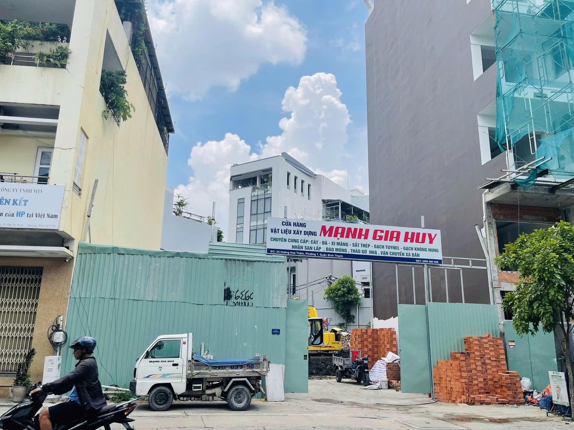 Bán đất mặt tiền trước sau đường Hoàng Hoa Thám, diện tích: 12x28m