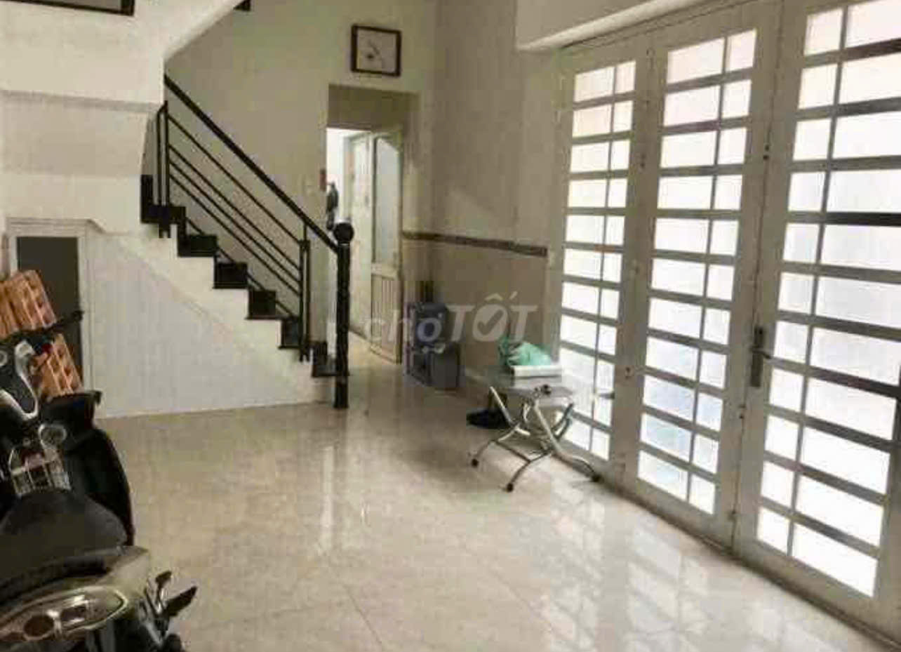 Bán nhà đường C1 quận Tân Bình