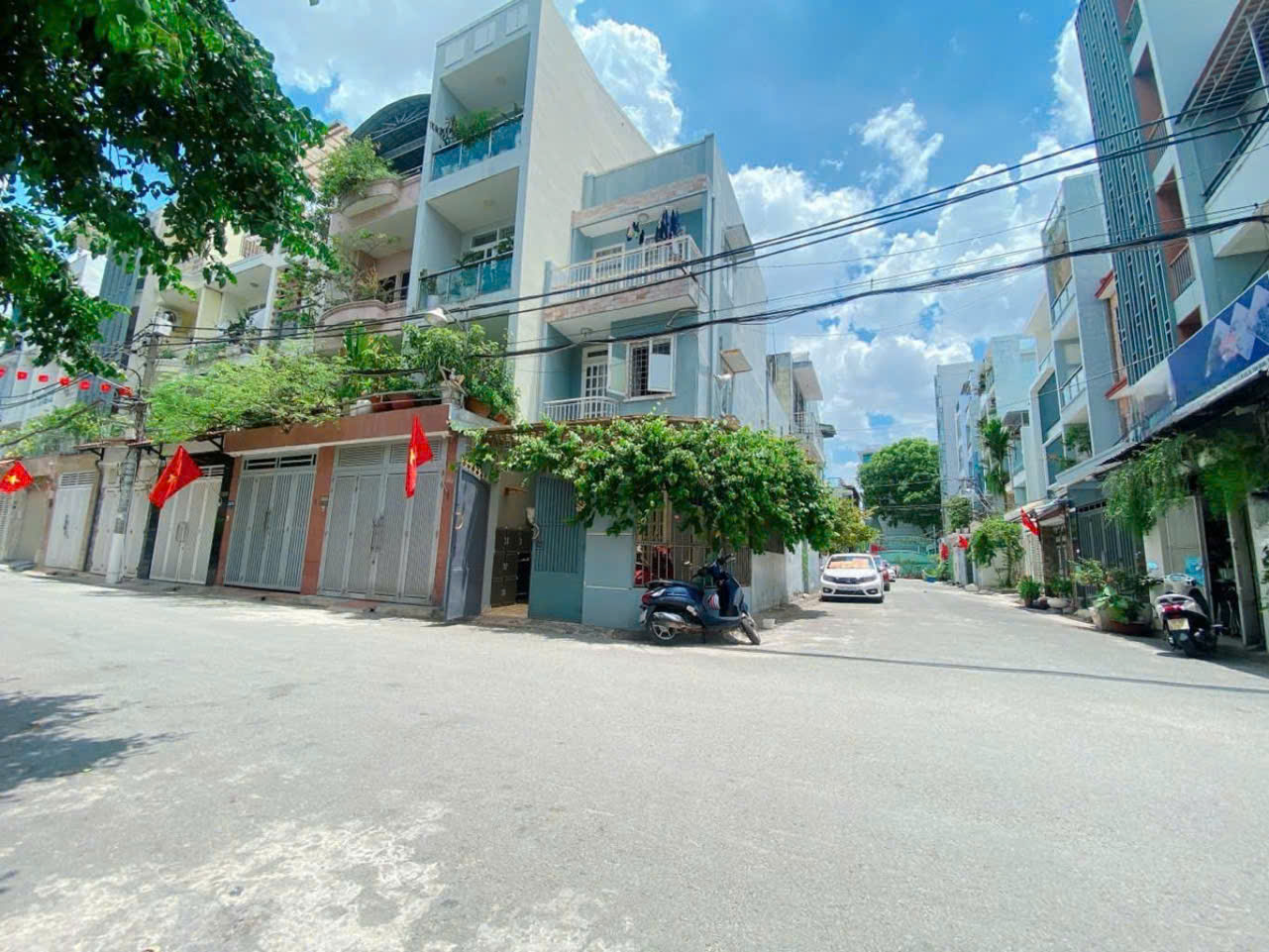 Bán nhà đường Hoàng Hoa Thám quận Tân Bình