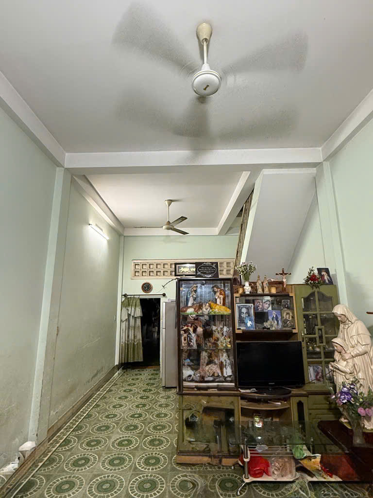 Bán nhà đường Trung Lang quận Tân Bình