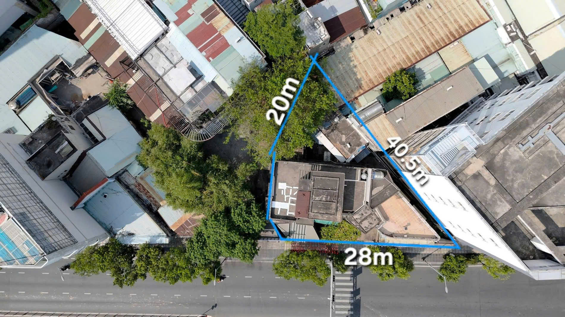 Bán nhà mặt tiền đường Nguyễn Văn Trỗi diện tích: 28x45m trệt