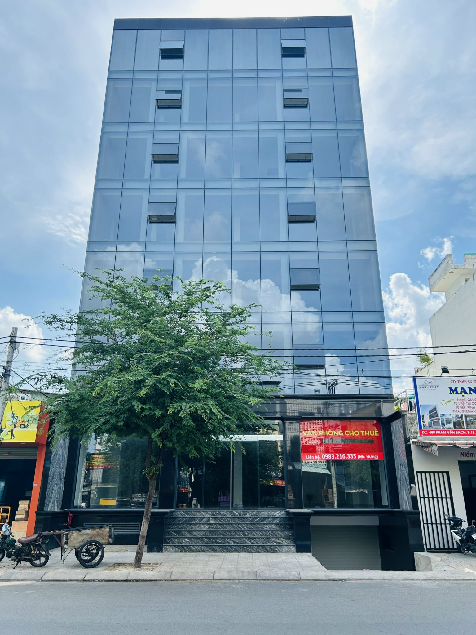 Bán tòa nhà đường Phạm Văn Bạch quận Tân Bình