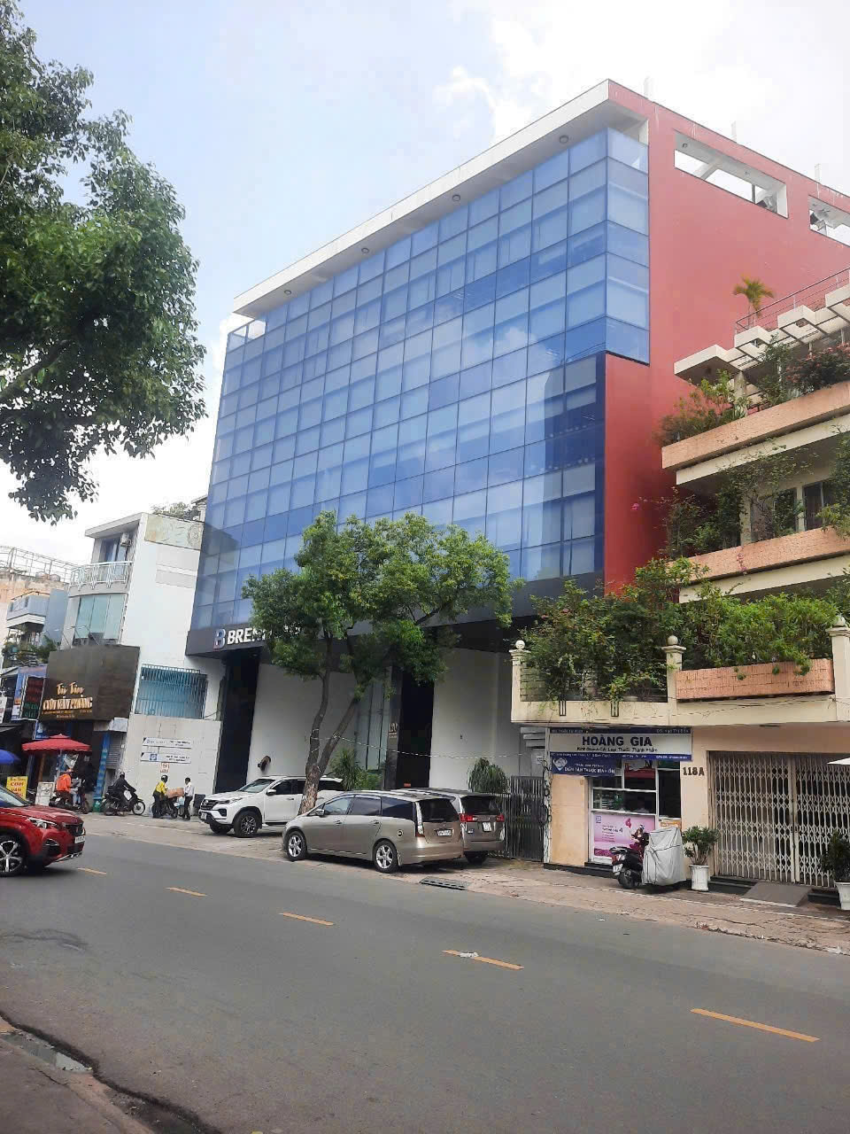 Bán tòa nhà mặt tiền 120 Hoàng Hoa Thám diện tích: 21x52m hầm 7 tầng