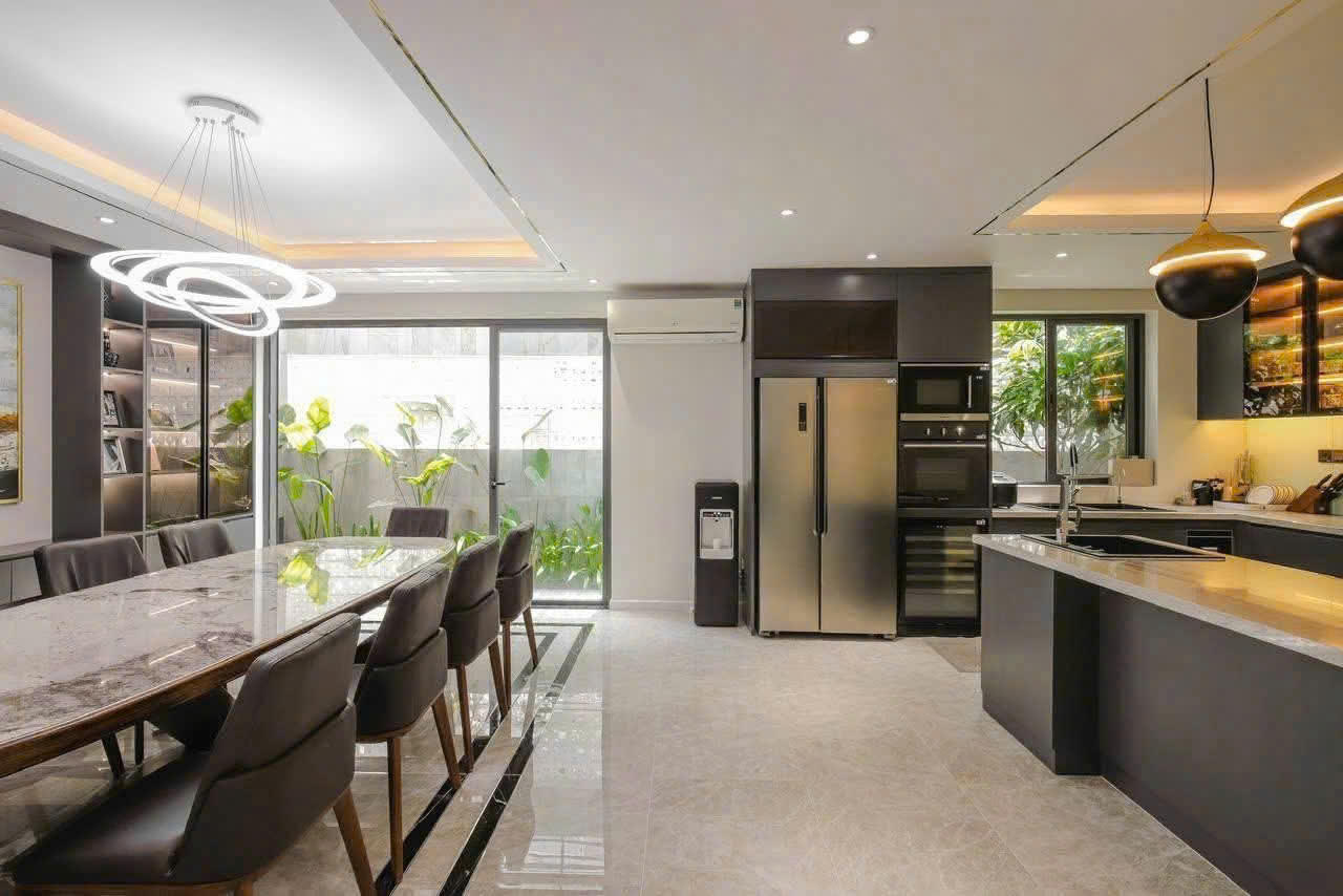 Bán tòa nhà mặt tiền 1D Hoa Cau diện tích: 8,2x18,6m (nở hậu 8,8m) hầm lửng 5 tầng sân thượng