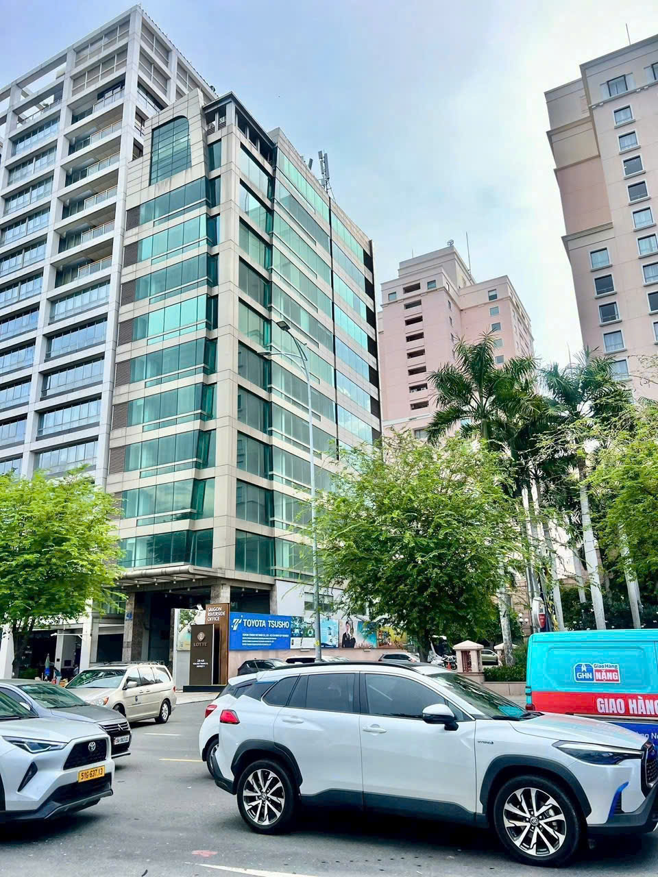 Bán tòa nhà mặt tiền 4B Tôn Đức Thắng diện tích: 326m2 hầm 15 tầng
