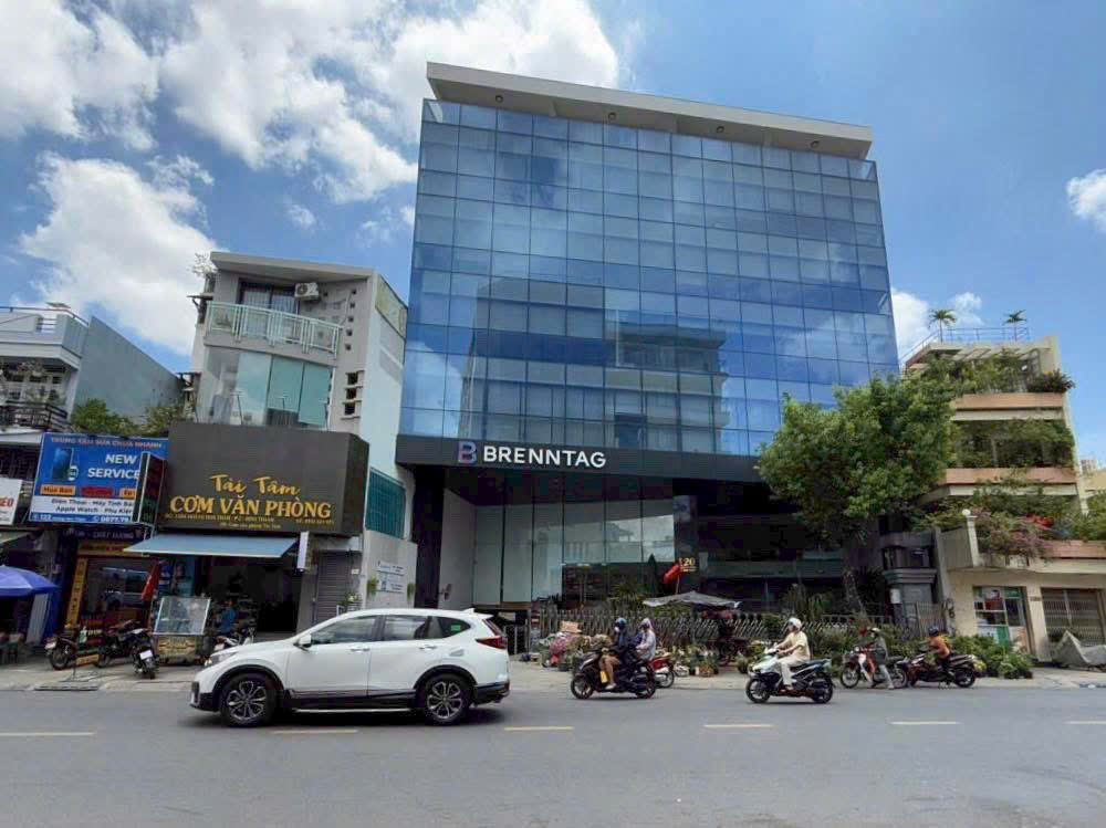 Bán tòa nhà mặt tiền đường Hoàng Hoa Thám ngay góc Nguyễn Văn Đậu quận Bình Thạnh