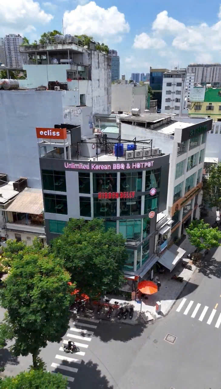 Bán tòa nhà mặt tiền đường Lê Thị Hồng Gấp diện tích: 6x15m (nở hậu 9,4m) trệt lửng 4 lầu sân thượng