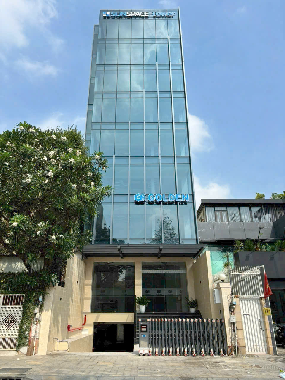 Bán tòa nhà mặt tiền đường Nguyễn Đình Chiểu, diện tích: 8x27m (nở hậu 9,1m) hầm 8 tầng