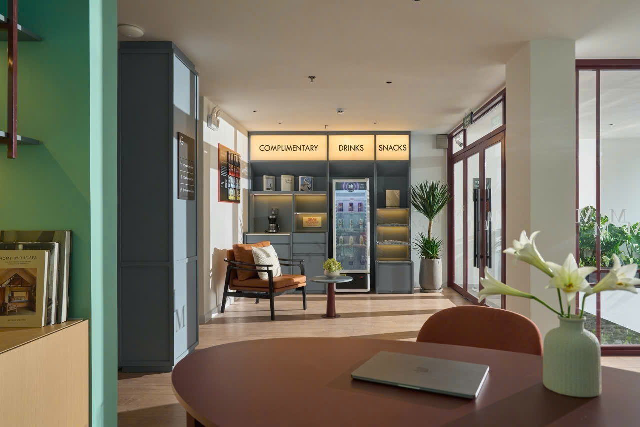 Bán tòa nhà văn phòng đường Hoàng Việt diện tích: 8,2x17,9m trệt 8 tầng