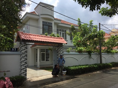Cho thuê biệt thự 2 mặt tiền khu Thảo Điền quận 2