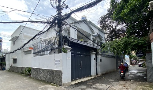 Cho thuê nhà 2 mặt tiền đường Nguyễn Trọng Tuyển quận Phú Nhuận