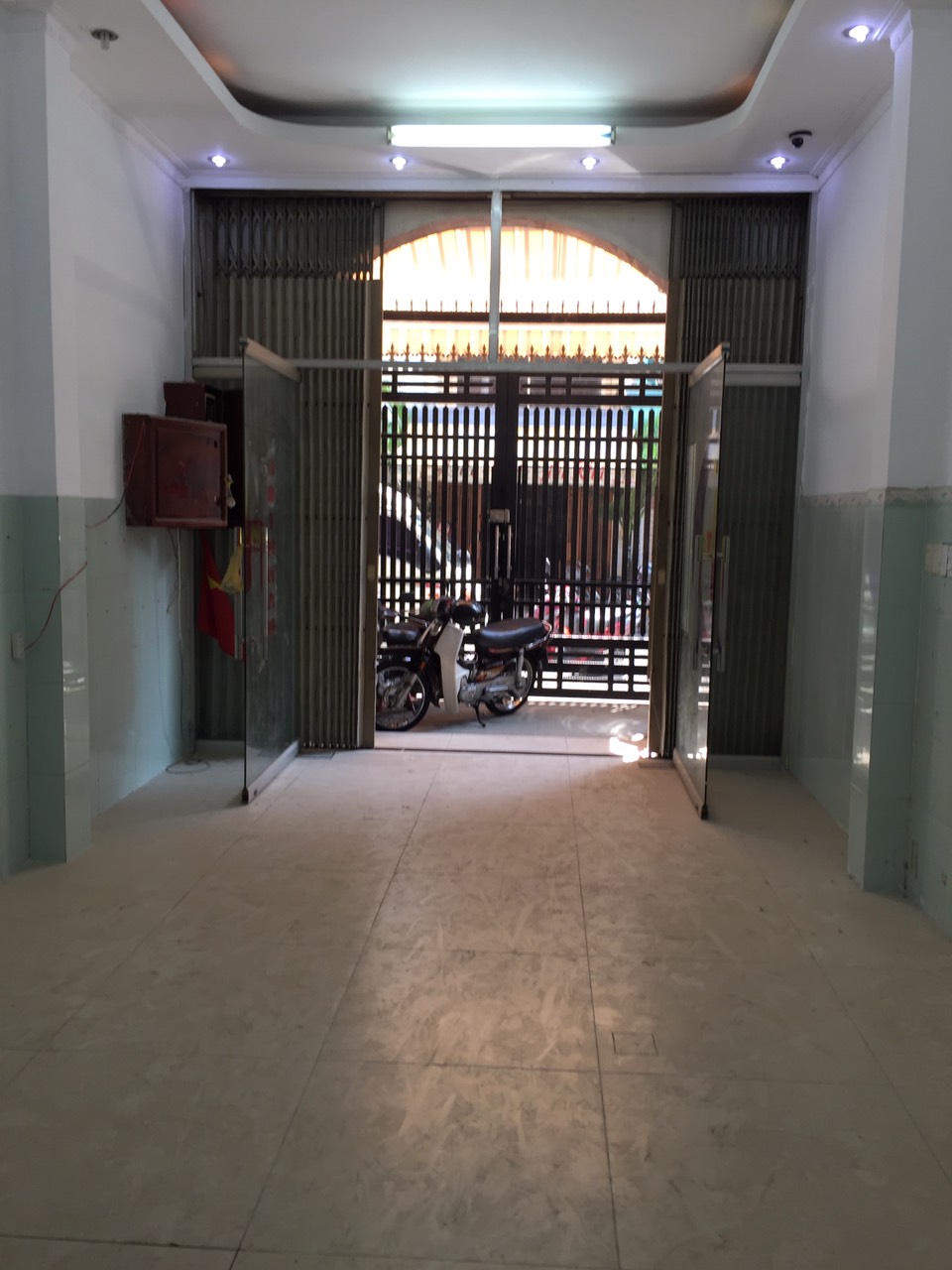 Cho thuê nhà đường 3/2 phường 14 quận 10