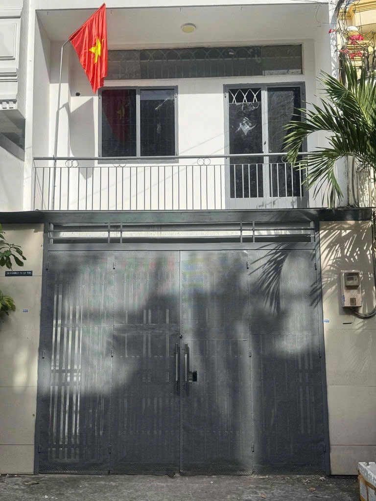 Cho thuê nhà đường Ba Tháng Hai Quận 10