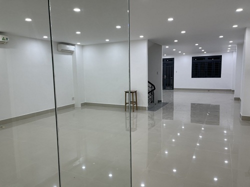 Cho thuê nhà đường bình giã 1 hầm 1 trệt 3 lầu trống suốt nhà mới