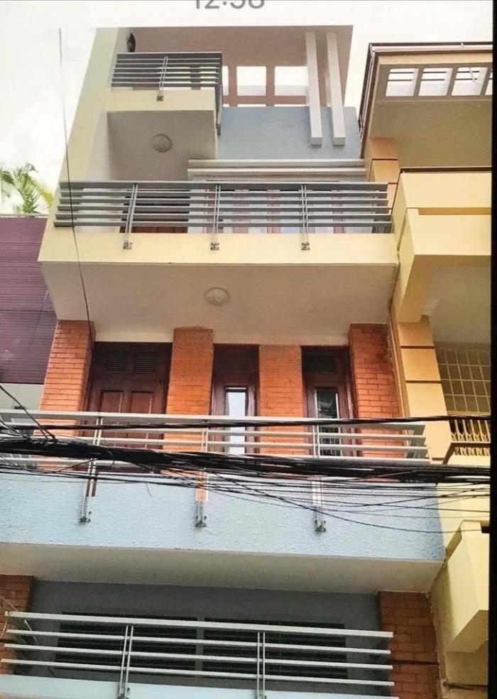 Cho thuê nhà đường Cách Mạng Tháng 8 Quận 3