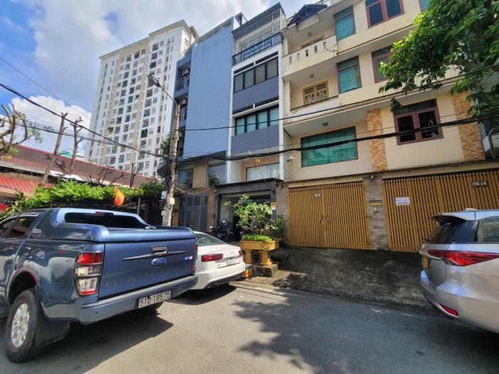 Cho thuê nhà đường D5, nhà hẻm lớn quận Bình Thạnh