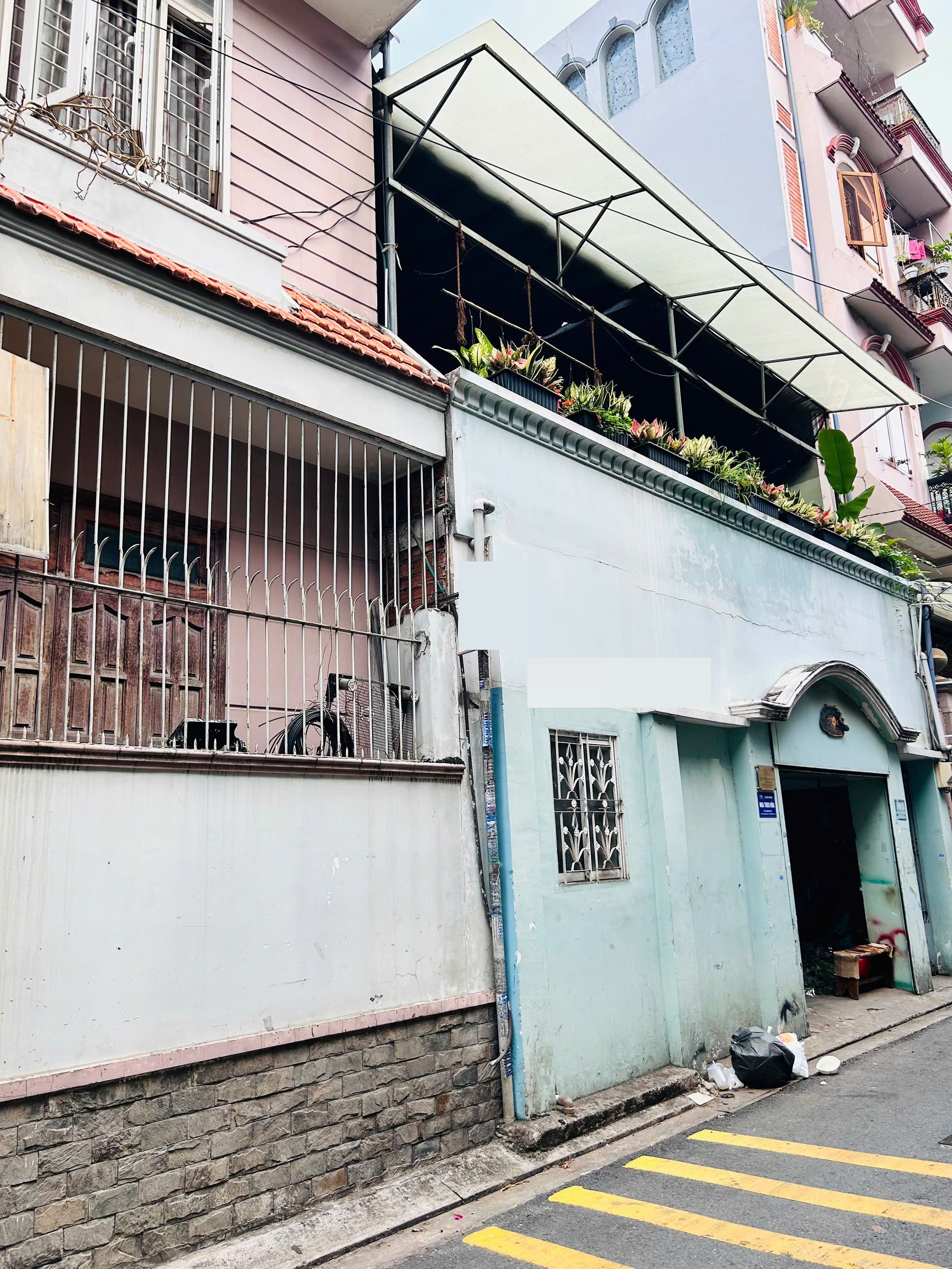 Cho thuê nhà đường Đào Duy Anh quận Phú Nhuận