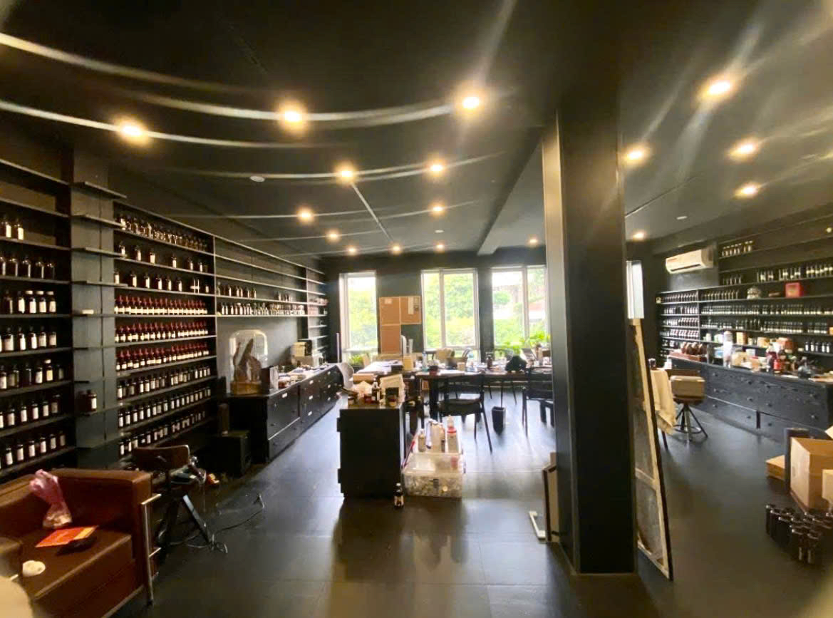 Cho thuê nhà đường Hồ Văn Huê, nhà nguyên căn chính chủ quận Phú Nhuận