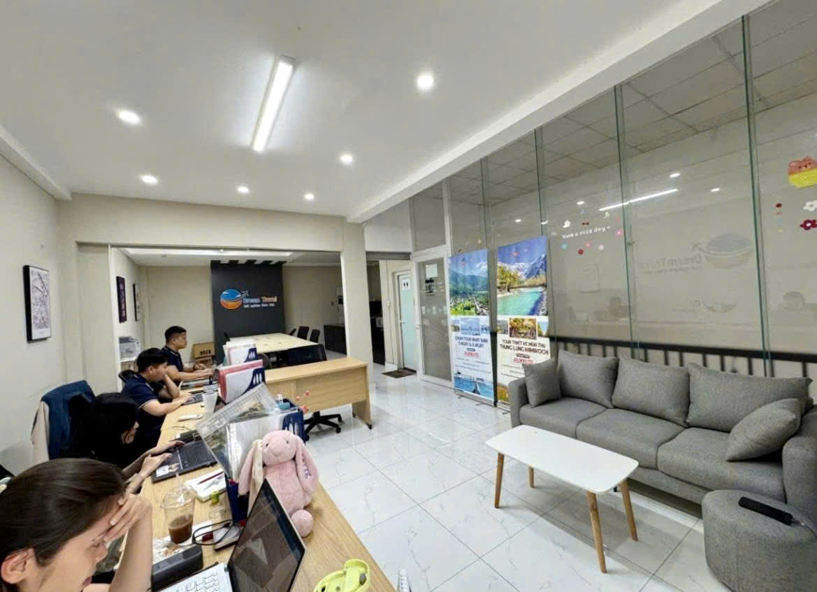 Cho thuê nhà đường Hồ Văn Huê, nhà nguyên căn chính chủ quận Phú Nhuận