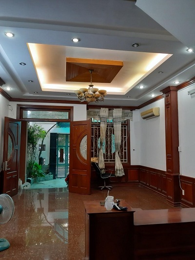 Cho thuê nhà đường Nguyễn Minh Hoàng quận Tân Bình 5x20m