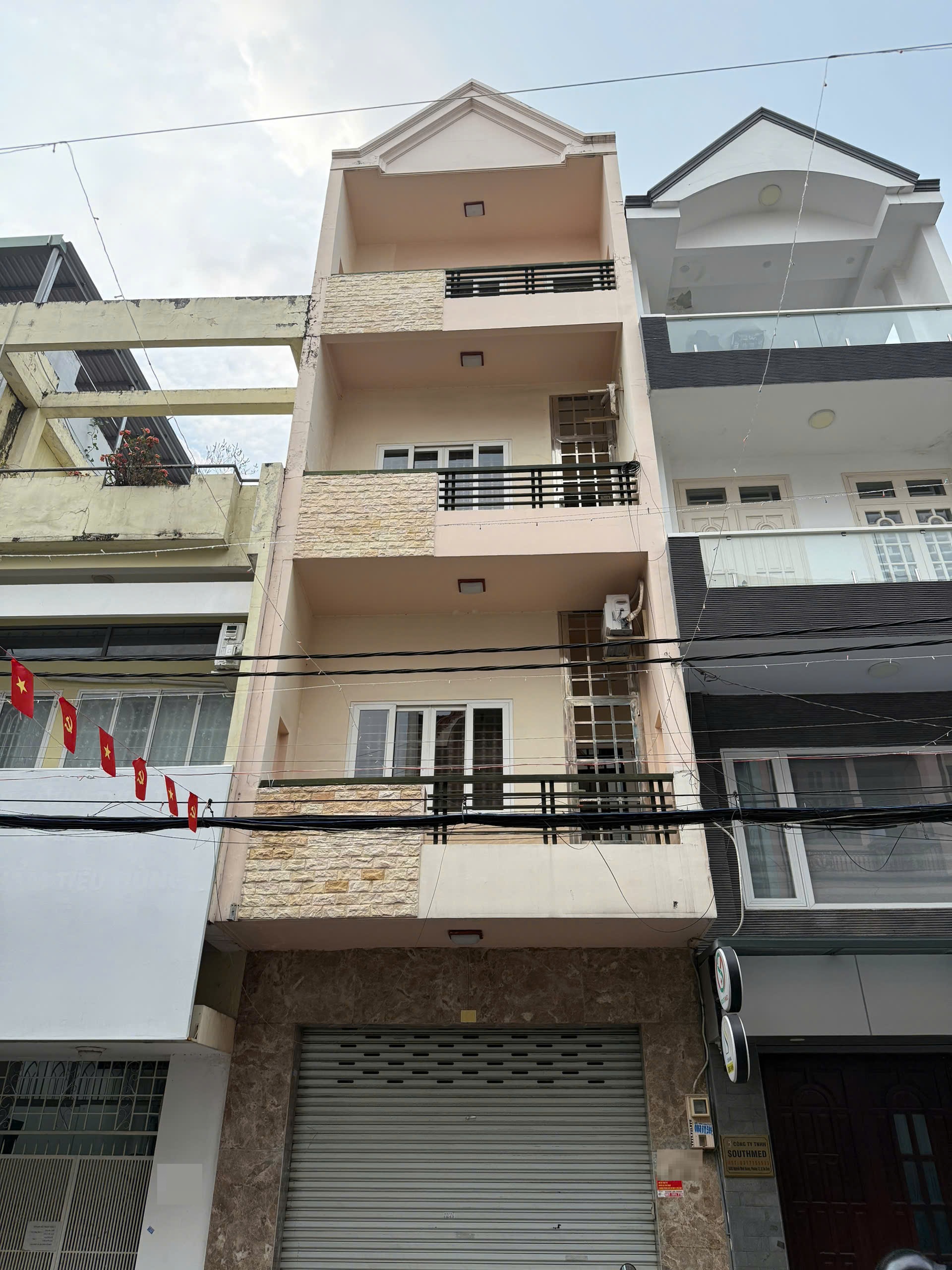 Cho thuê nhà đường Nguyễn Minh Hoàng quận Tân Bình