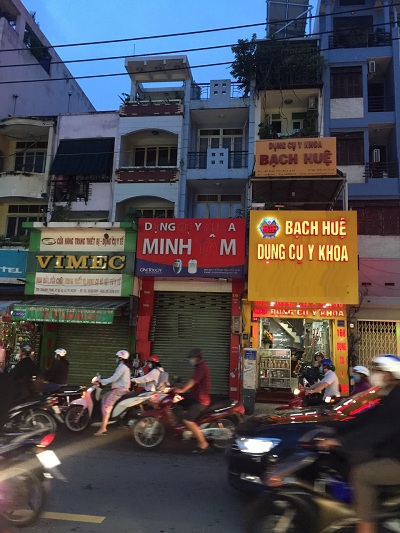 Cho thuê nhà đường Thành Thái quận 10 1 trệt 3 lầu