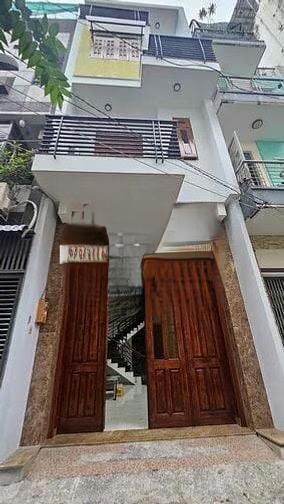 Cho thuê nhà đường Thành Thái quận 10