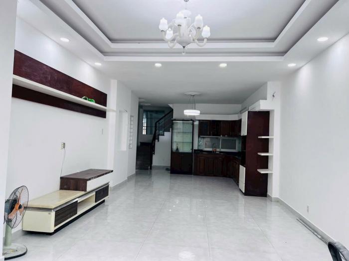 Cho thuê nhà đường Thích Quảng Đức, nhà nguyên căn hẻm quận Phú Nhuận