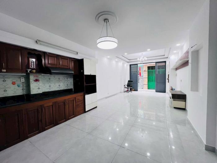 Cho thuê nhà đường Thích Quảng Đức, nhà nguyên căn hẻm quận Phú Nhuận