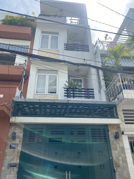 Cho thuê nhà đường Thích quảng Đức, quận Phú Nhuận