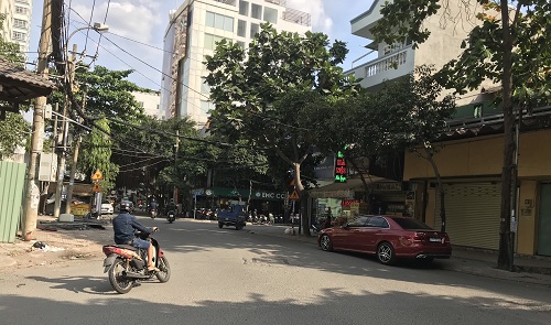 Cho thuê nhà góc 2 mặt tiền đường A4 quận Tân Bình