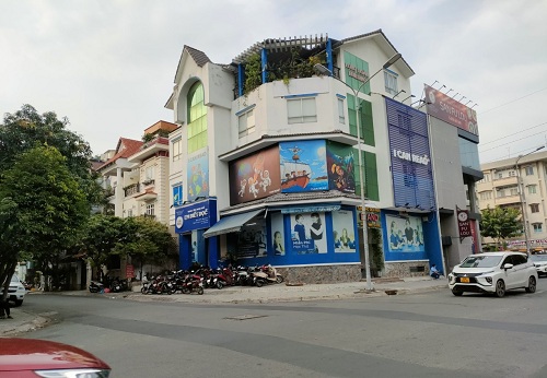 Cho thuê nhà góc 2 mặt tiền đường Hoa Lan và Hoa Phượng diện tích 14x14m 1 hầm 4 lầu