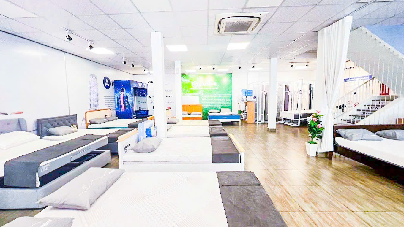 Cho thuê nhà góc 2 mặt tiền đường Nguyễn Văn Trỗi quận Phú Nhuận