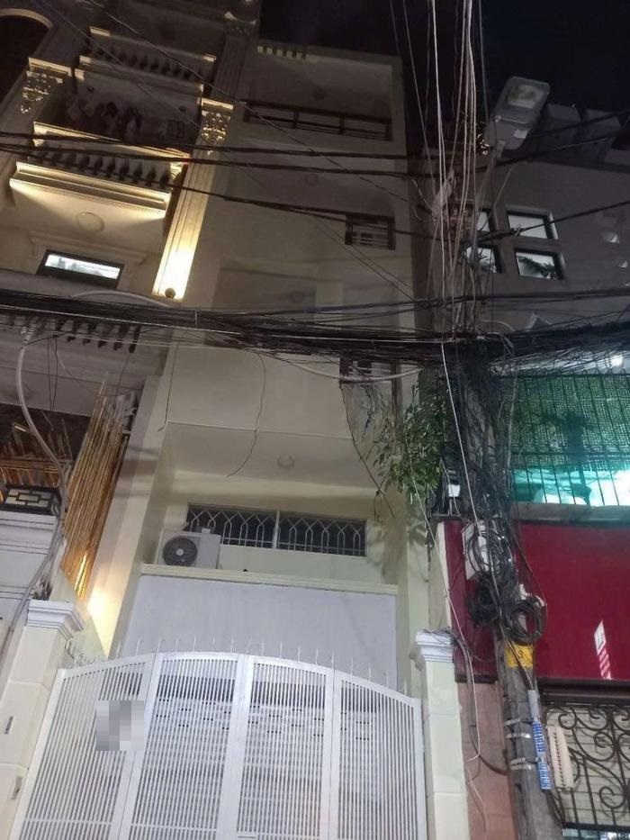 Cho thuê nhà hẻm lớn đường Nguyễn Đình Khơi quận Tân Bình