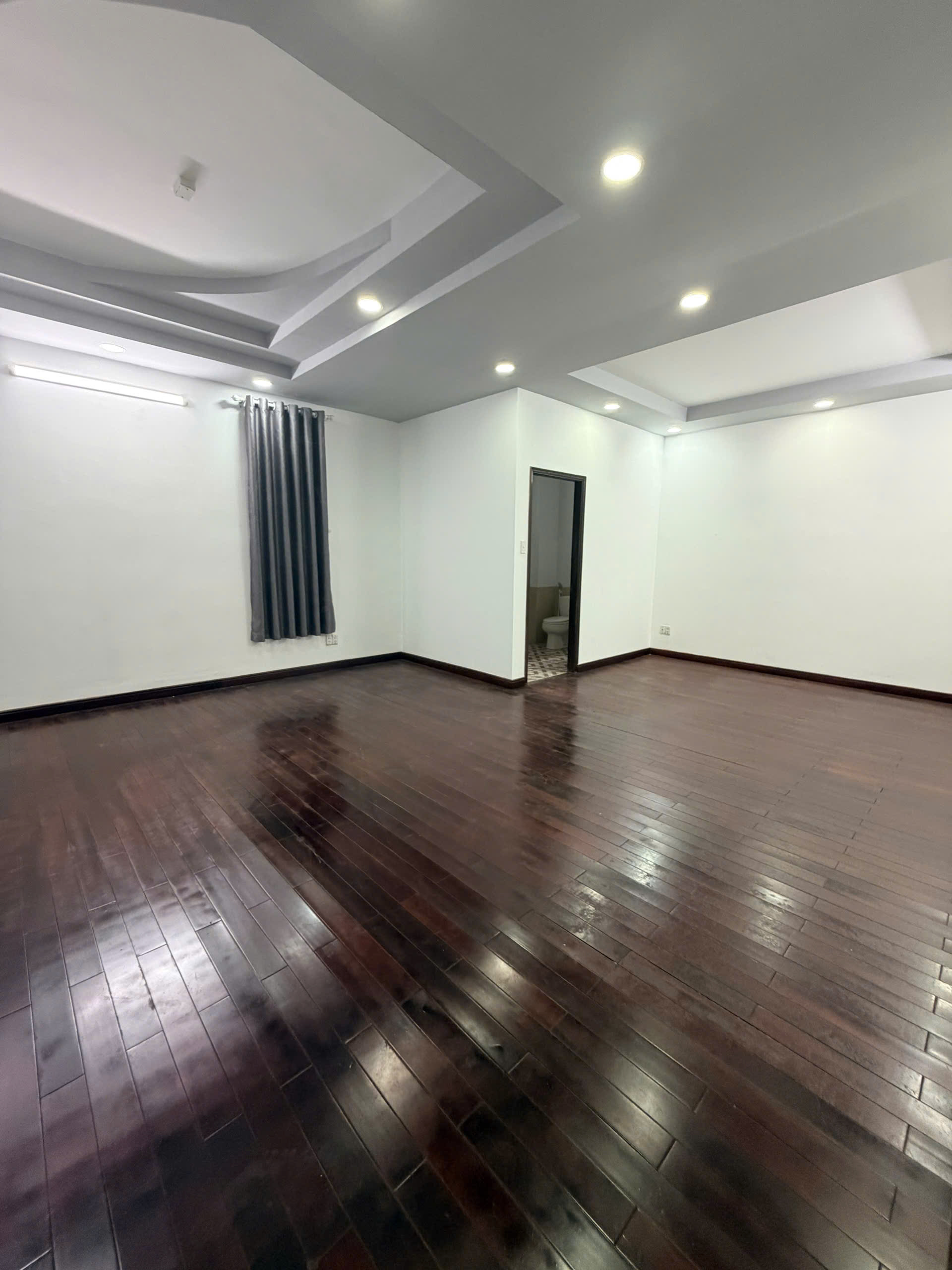 Cho thuê nhà mặt tiền đường 18A P. An Phú Quận 2