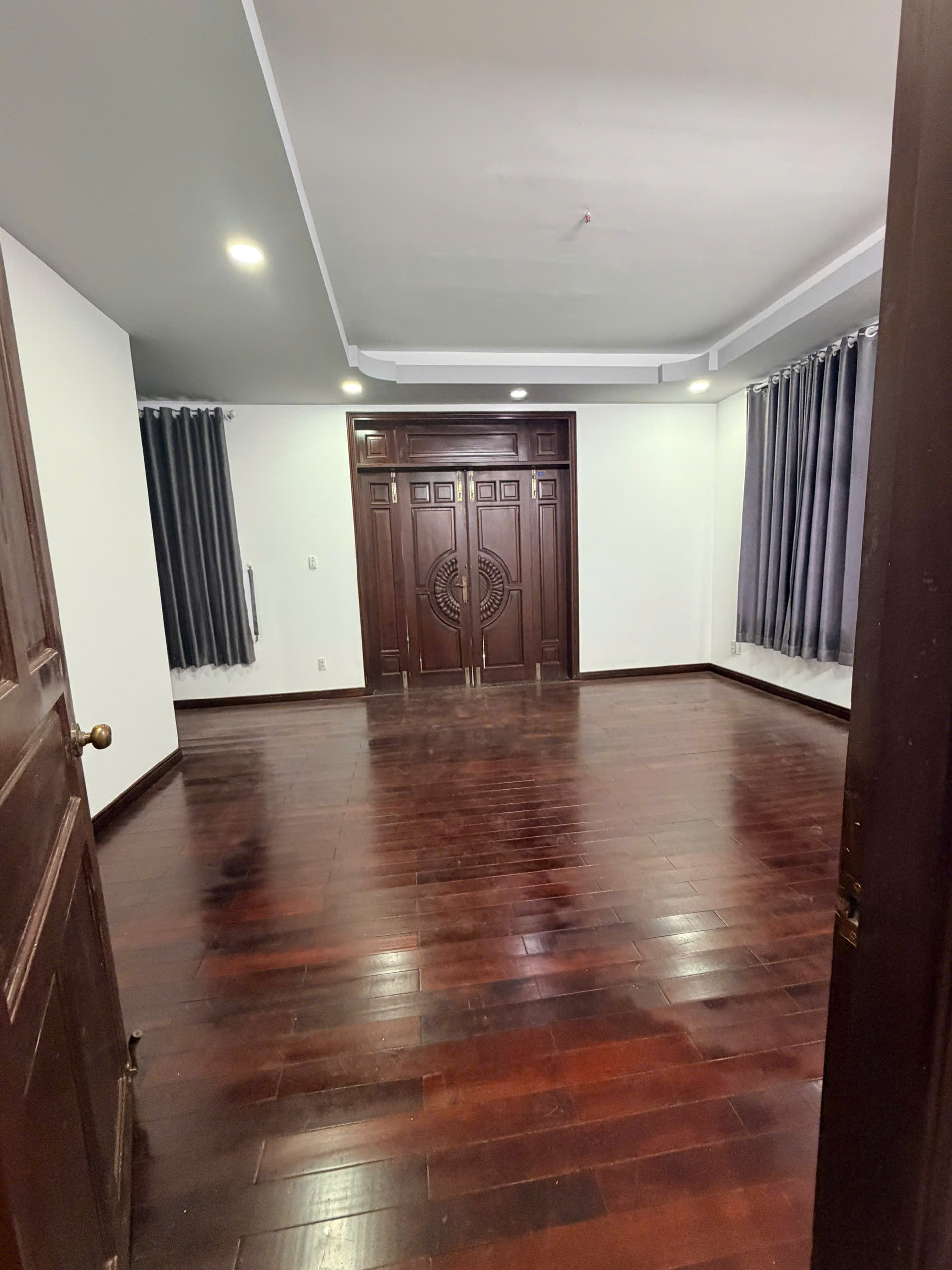 Cho thuê nhà mặt tiền đường 18A P. An Phú Quận 2