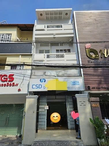Cho thuê nhà mặt tiền đường Cao Thắng Quận 10