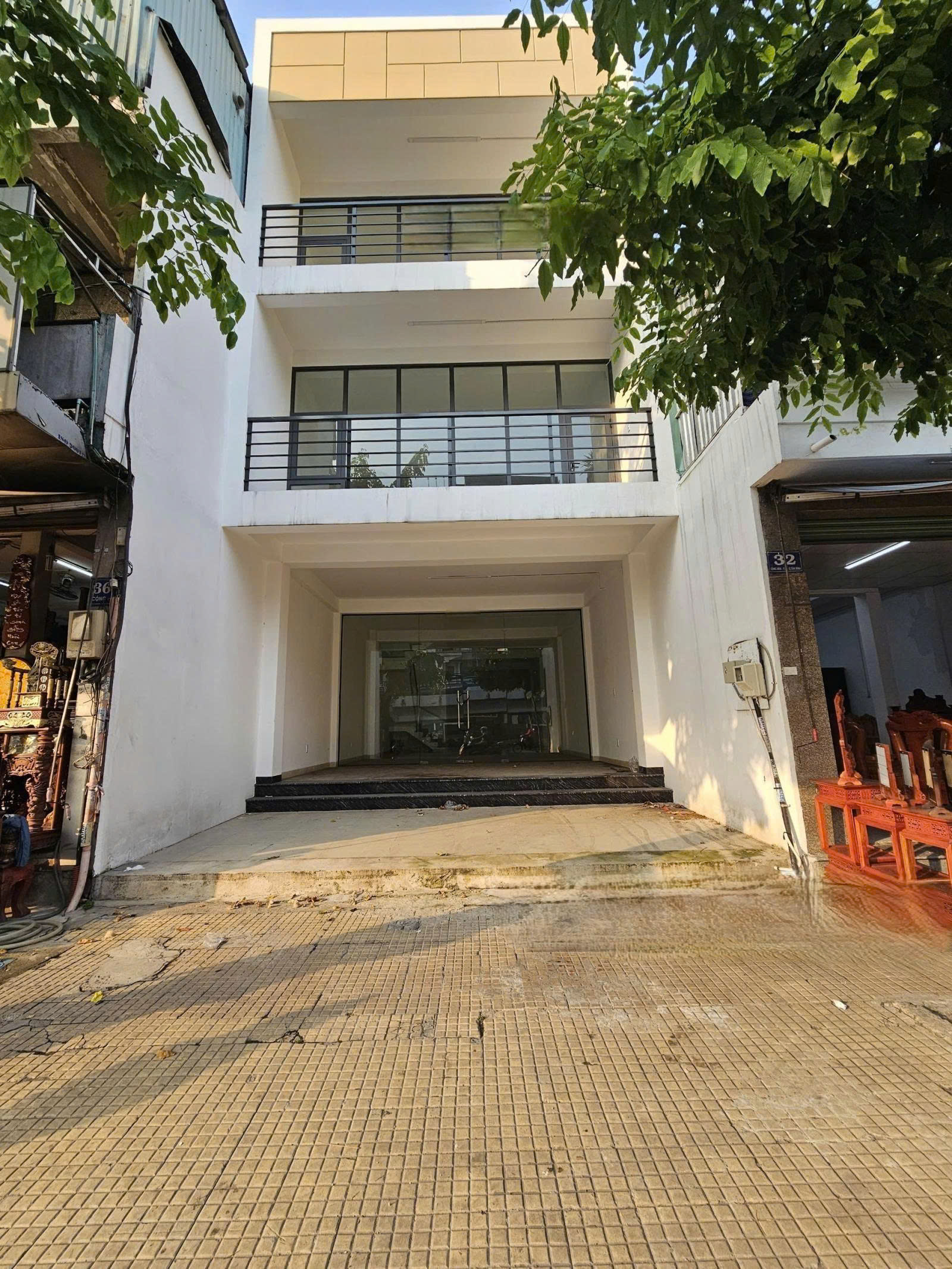 Cho thuê nhà mặt tiền đường Cộng Hòa quận Tân Bình