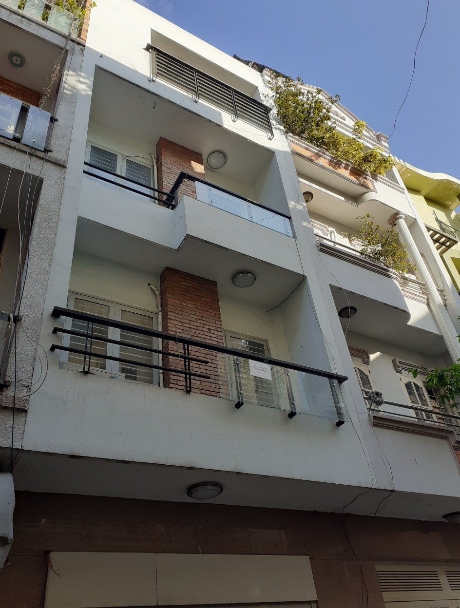Cho thuê nhà mặt tiền 50m2 đường Hoa Huệ quận Phú Nhuận