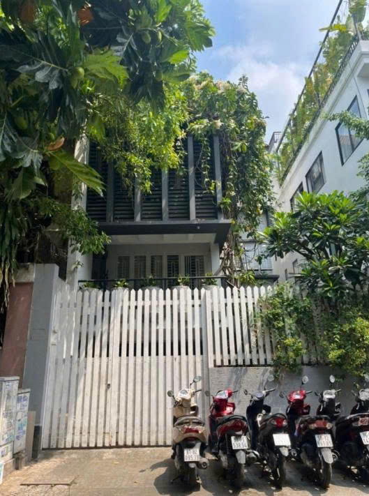 Cho thuê nhà mặt tiền đường Hoa Mai quận Phú Nhuận