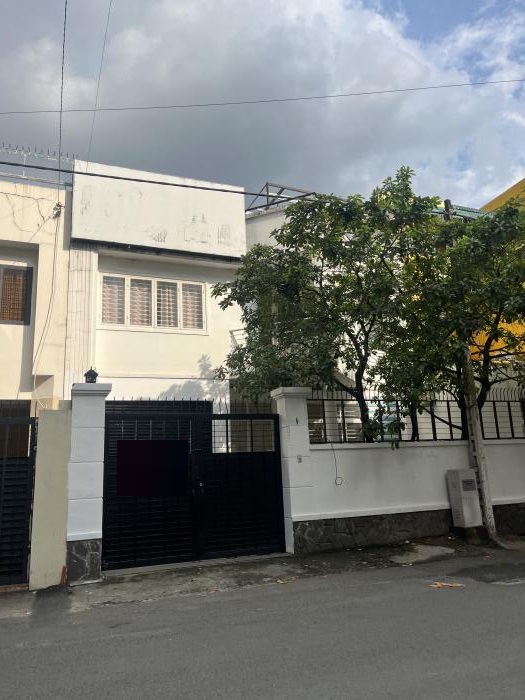 Cho thuê nhà mặt tiền đường Hoàng Dư Khương Quận 10