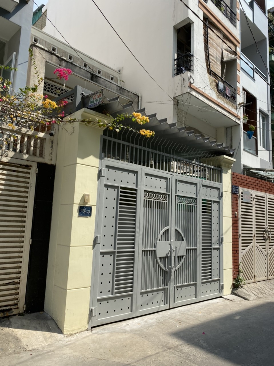 Thuê nhà 4x15m2 1 trệt 1 lầu giá chỉ 25tr/tháng tại quận 3