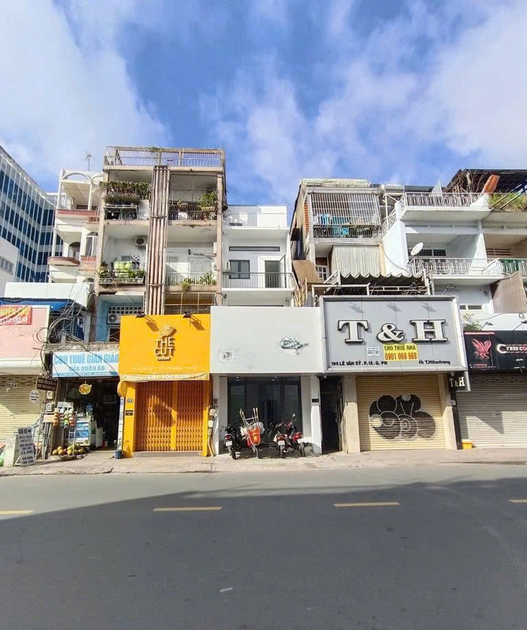 Cho thuê nhà mặt tiền đường Lê Văn Sỹ quận Phú Nhuận