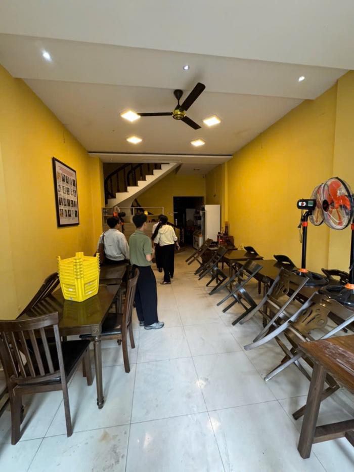 Cho thuê nhà mặt tiền đường Nguyễn Đăng Giai Thảo Điền Quận 2