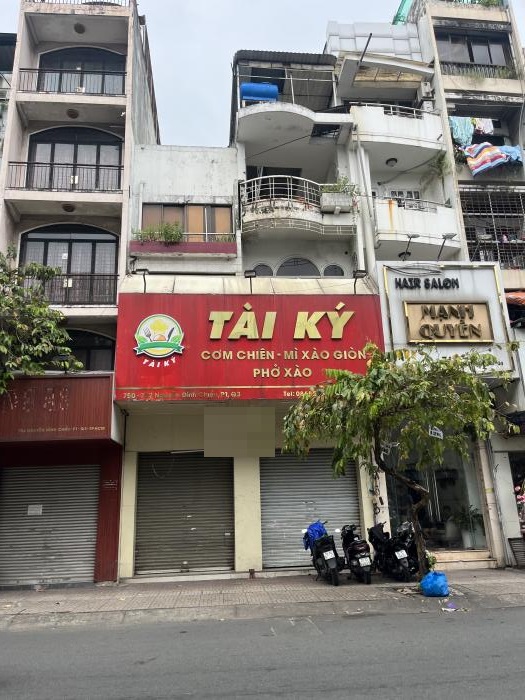 Cho thuê nhà mặt tiền đường Nguyễn Đình Chiểu Quận 3