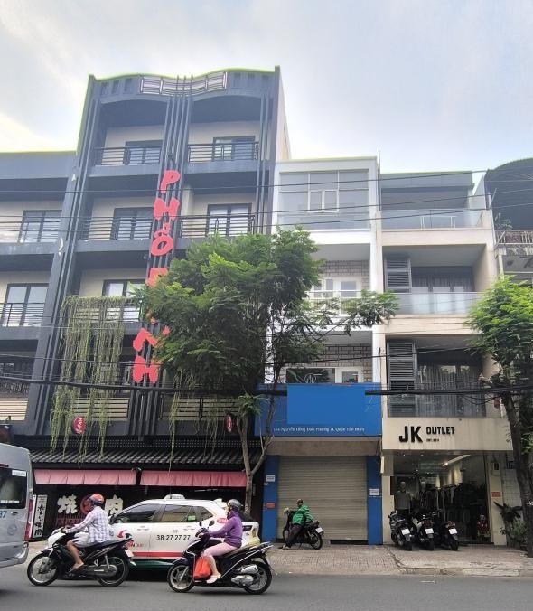 Cho thuê nhà mặt tiền đường Nguyễn Hồng Đào quận Tân Bình
