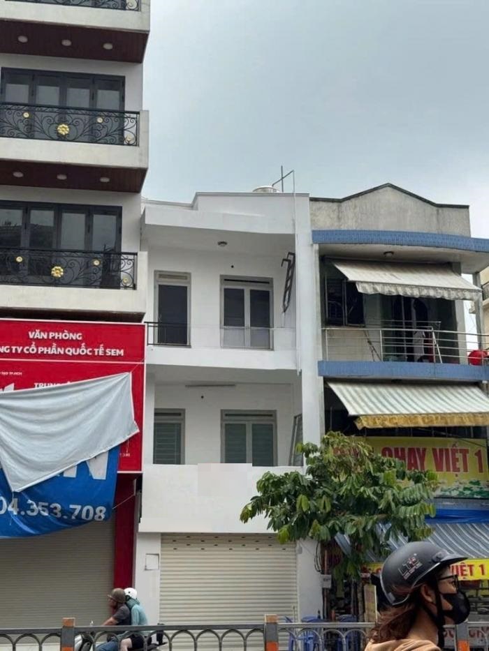 Cho thuê nhà mặt tiền đường Nguyễn Thái Sơn quận Gò Vấp