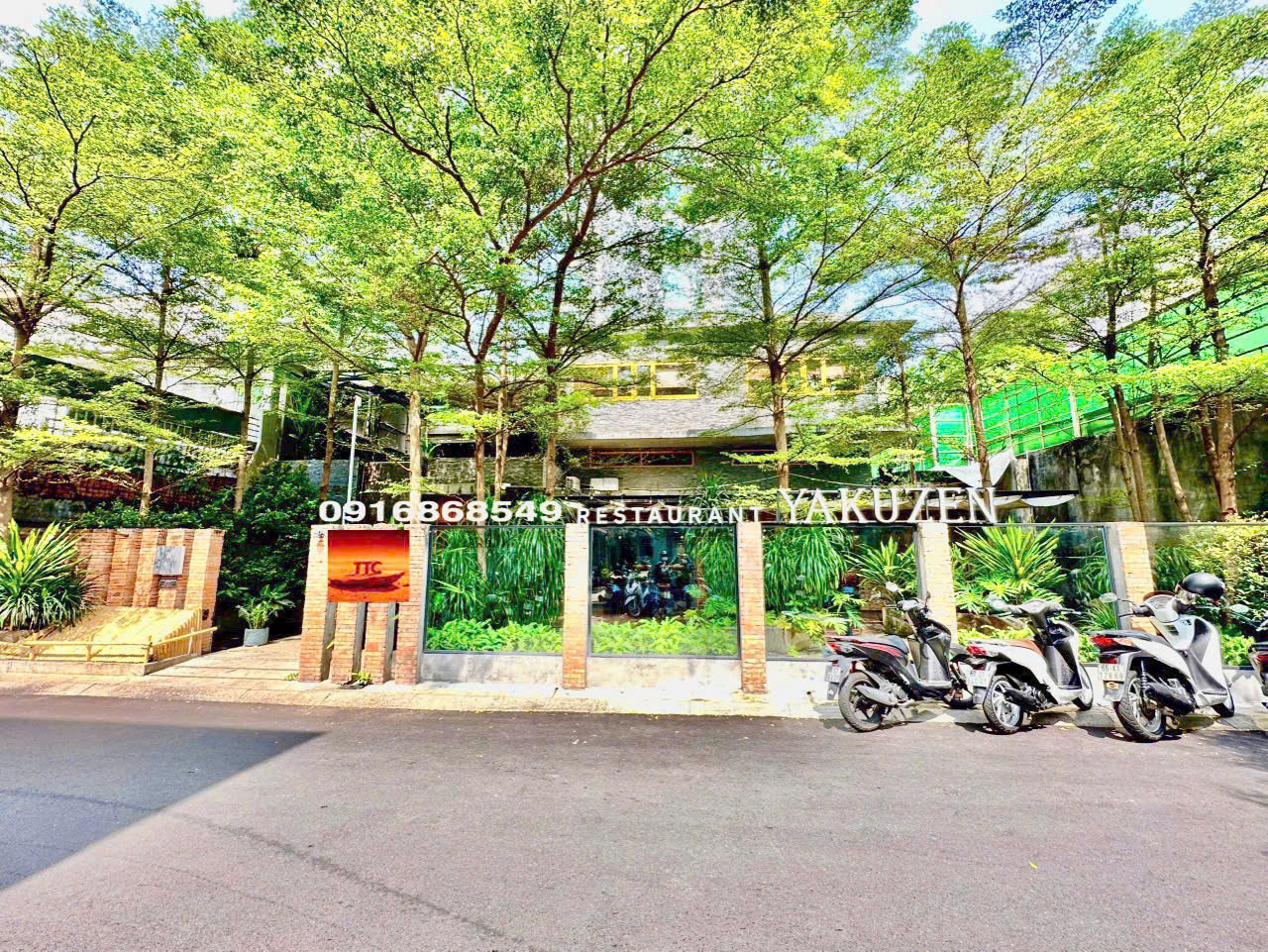 Cho thuê nhà mặt tiền đường Nguyễn Thị Diệu ngay trung tâm Quận 3